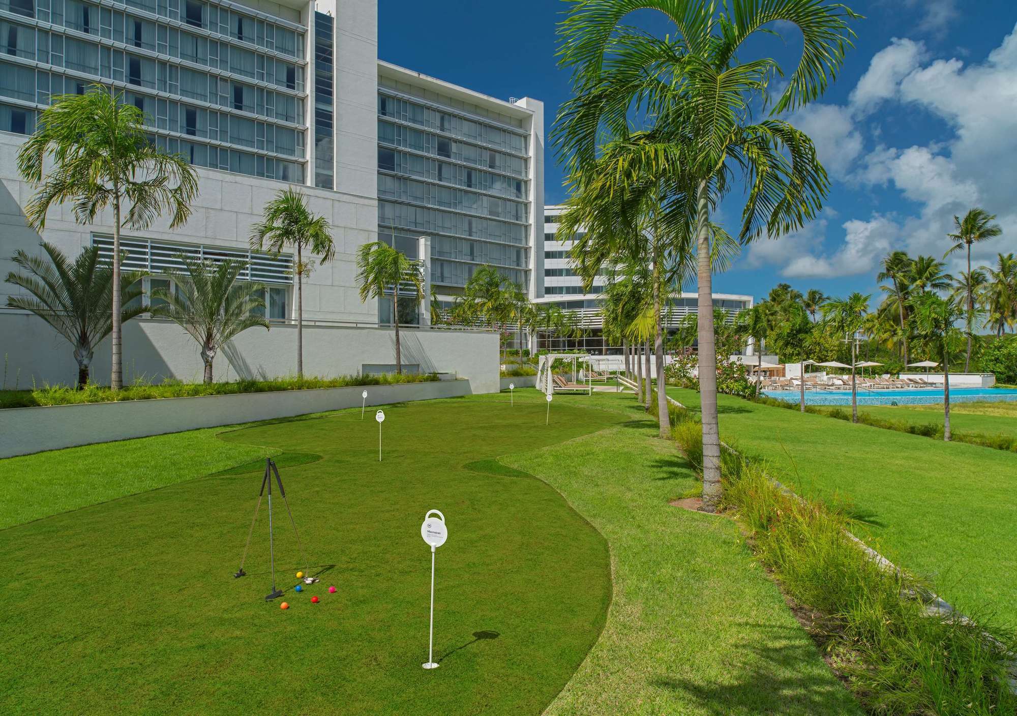 Sheraton Reserva Do Paiva Кабу-ди-Санту-Агостинью Экстерьер фото Golf course at the Atlantis Paradise Island