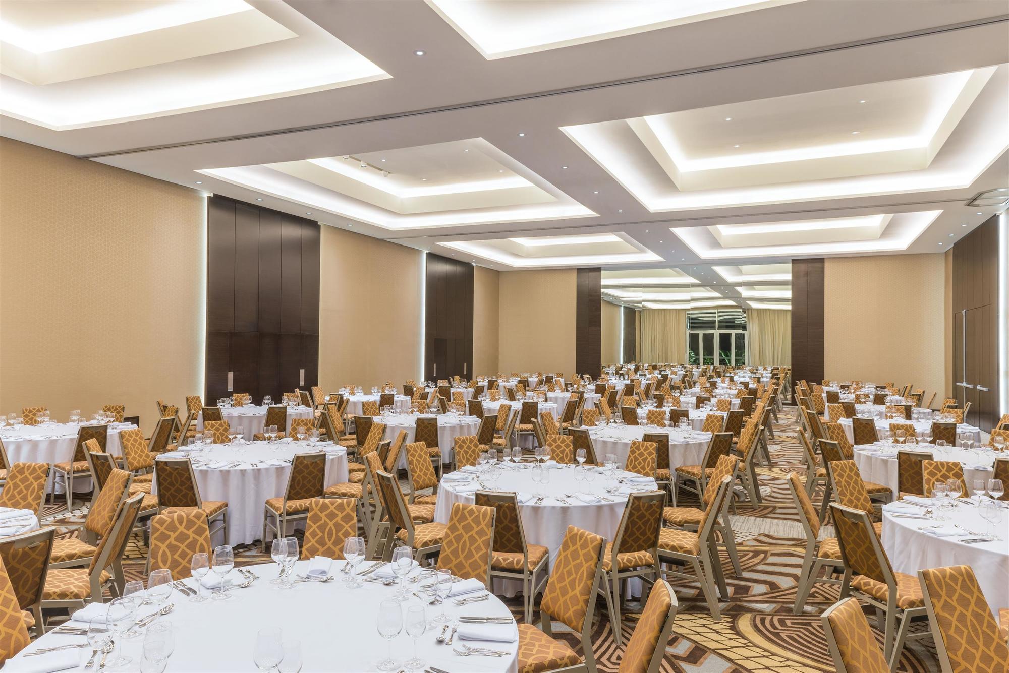 Sheraton Reserva Do Paiva Кабу-ди-Санту-Агостинью Экстерьер фото Ballroom