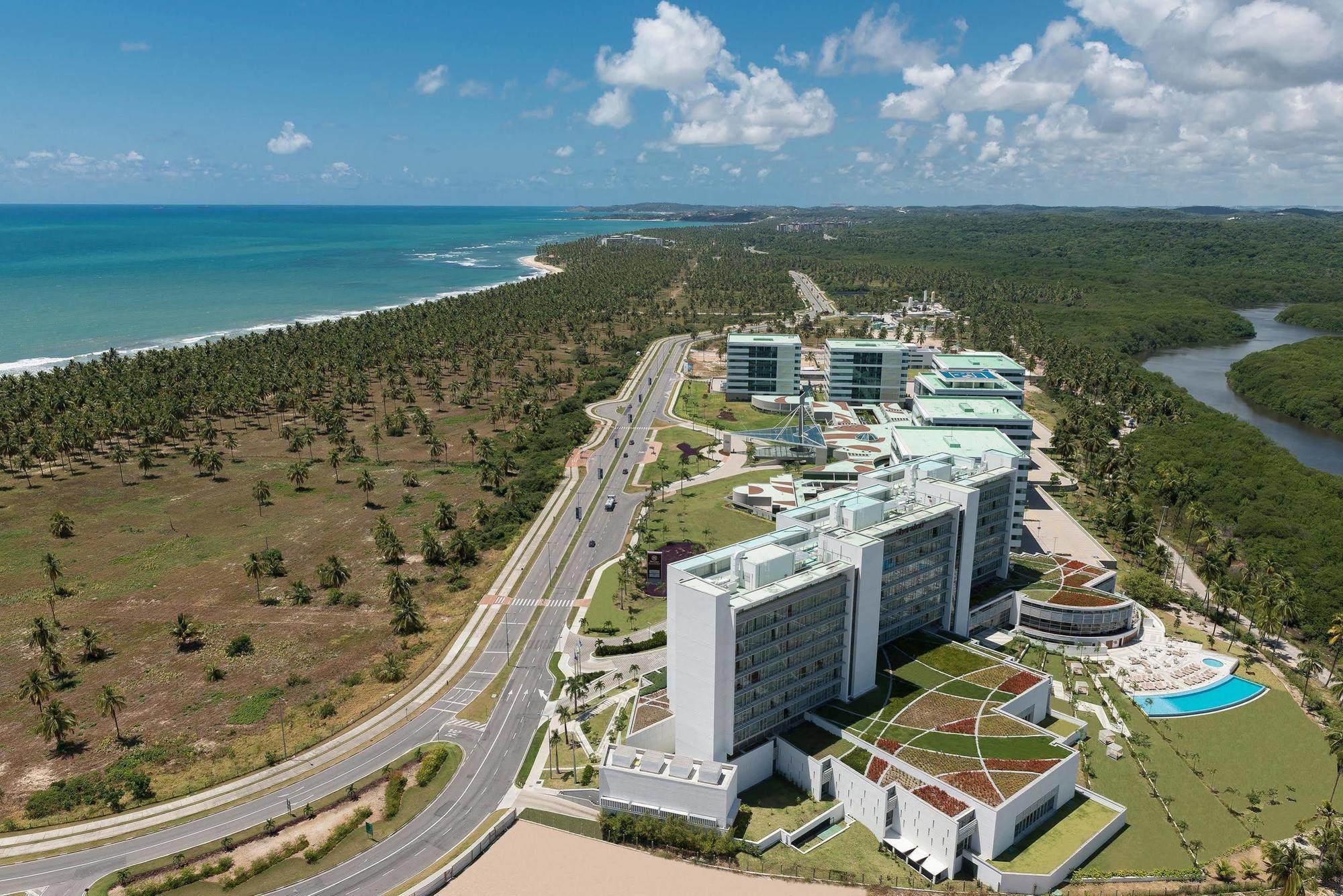 Sheraton Reserva Do Paiva Кабу-ди-Санту-Агостинью Экстерьер фото Aerial view of the resort