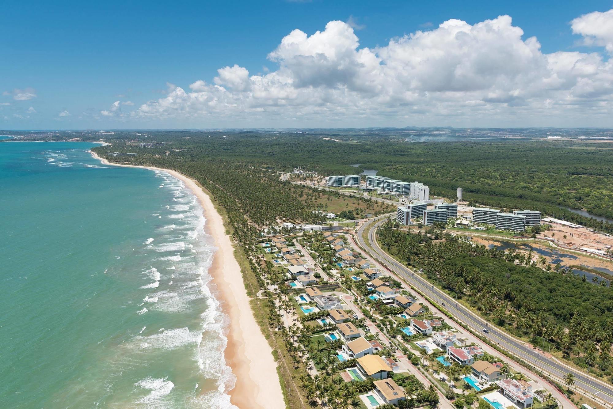 Sheraton Reserva Do Paiva Кабу-ди-Санту-Агостинью Экстерьер фото Aerial view of the city
